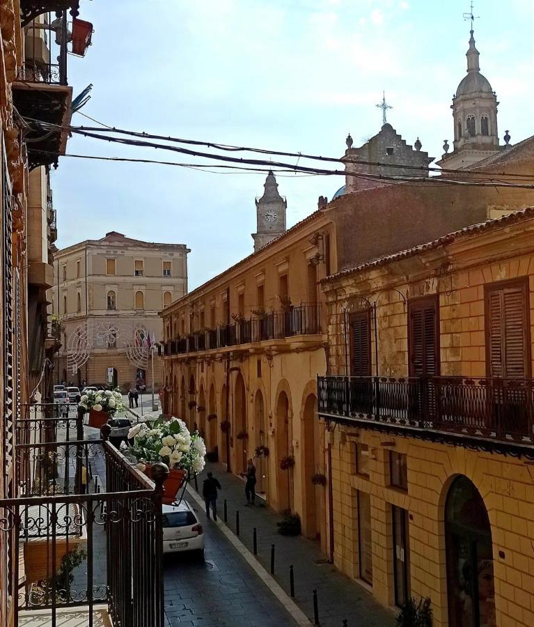 Hotel Plaza Caltanissetta Exterior photo